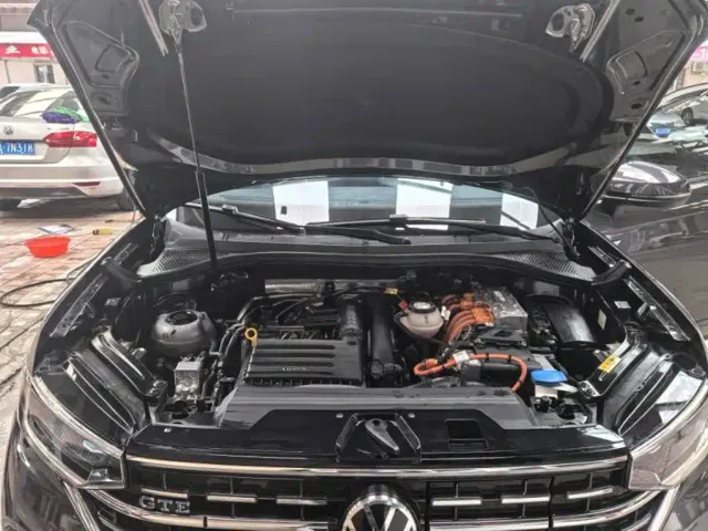 Volkswagen Tayron GTE Plug-in Hybrid — Фото автомобиля 10