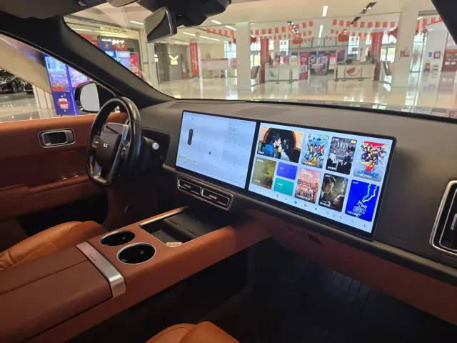 Li Auto L9 — Фото автомобиля 9