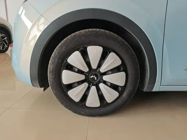 Wuling Bingo — Фото автомобиля 22