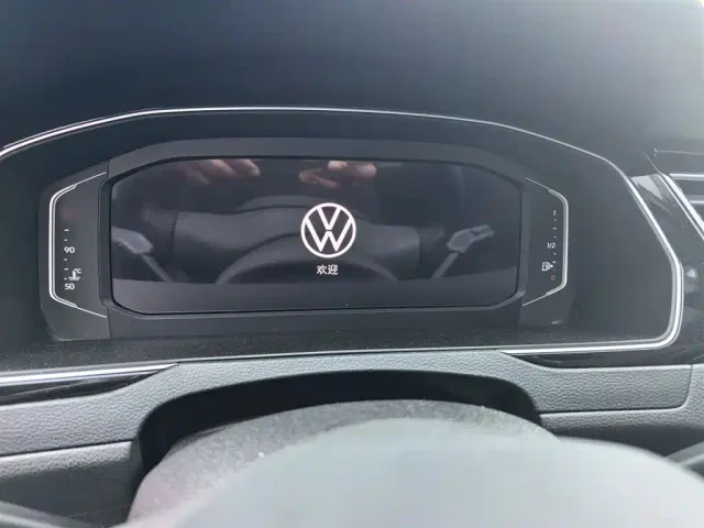 Volkswagen Magotan — Фото автомобиля 2