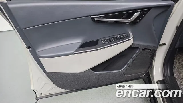 Kia EV6 — Фото автомобиля 8