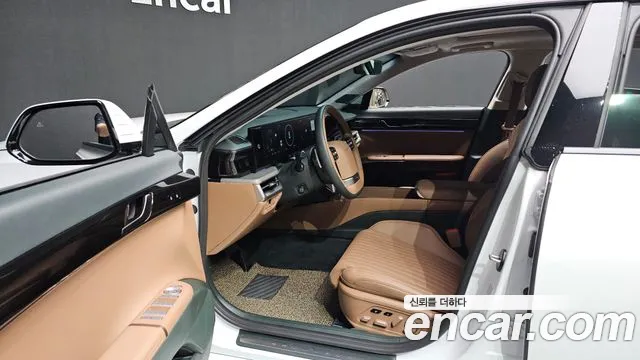 Hyundai Grandeur GN7 — Фото автомобиля 10