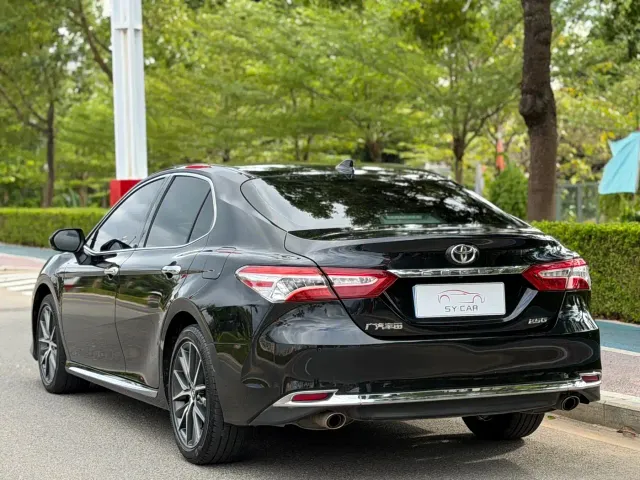 Toyota Camry — Фото автомобиля 6