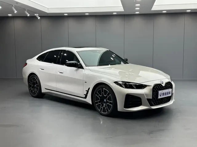 BMW 4 Series — Фото автомобиля 3