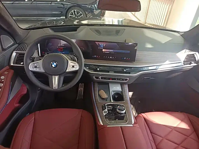 BMW X5 — Фото автомобиля 13