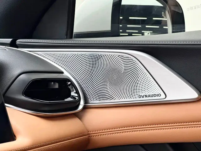 Xpeng G9 — Фото автомобиля 13