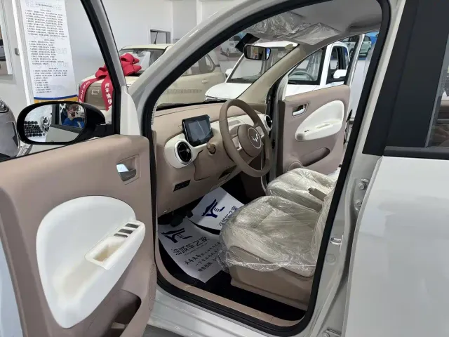Wuling Hongguang Mini EV — Фото автомобиля 7