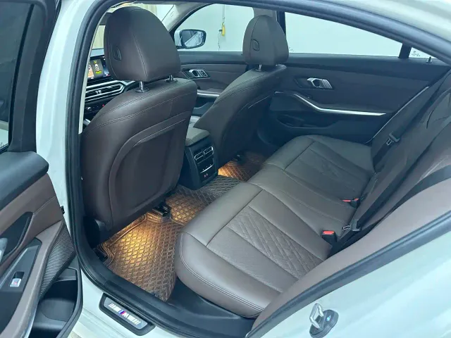 BMW 3 Series — Фото автомобиля 7