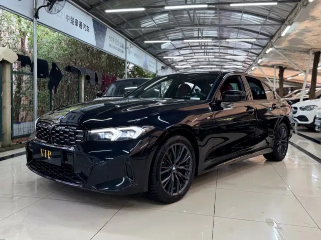Фотография автомобиля — BMW 3 Series