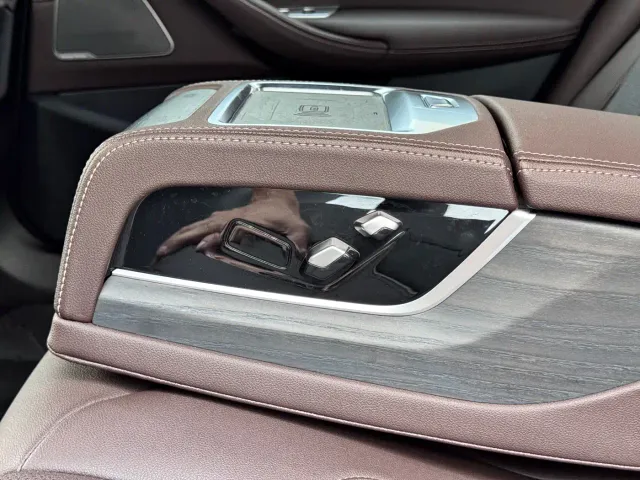 BMW 5 Series — Фото автомобиля 7