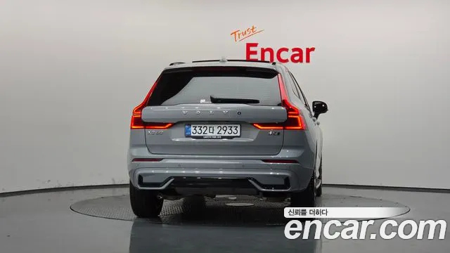 Вольво XC60 — Фото автомобиля 3