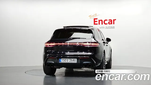 Porsche Macan — Фото автомобиля 4