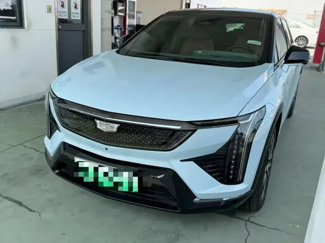 Фотография автомобиля — Cadillac Optiq