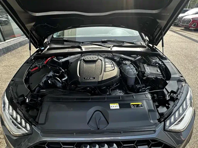 Audi A4L — Фото автомобиля 9