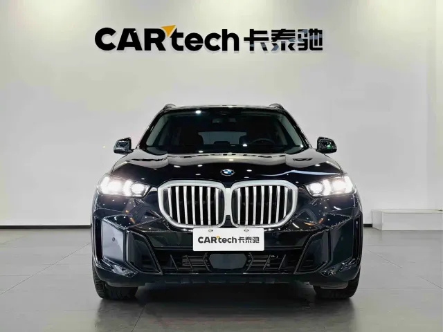 BMW X5 — Фото автомобиля 2