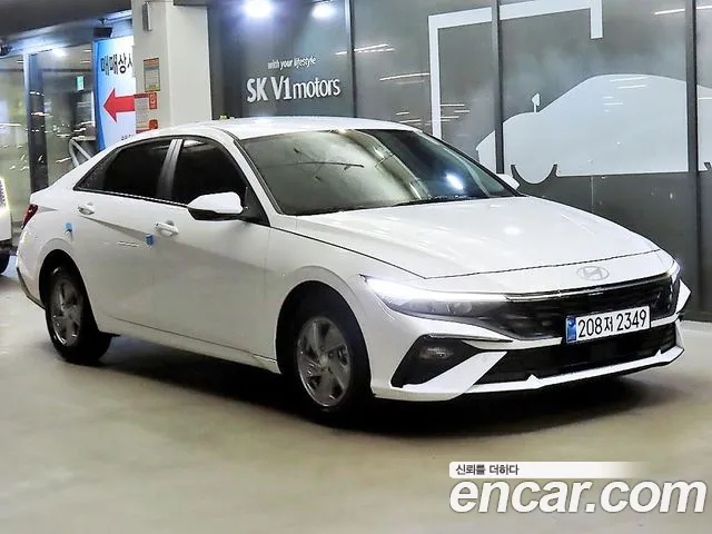 Фотография автомобиля — Hyundai Avante CN7