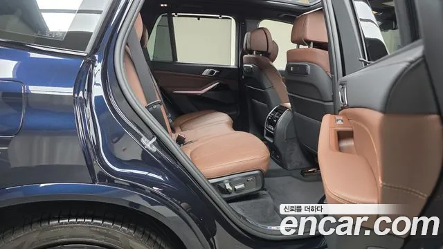 BMW X5 xDrive 40i M Sport — Фото автомобиля 9
