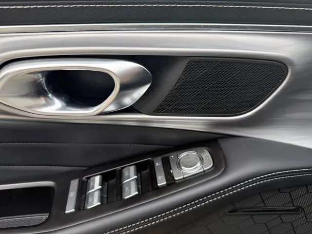 GAC Trumpchi GS8 — Фото автомобиля 12