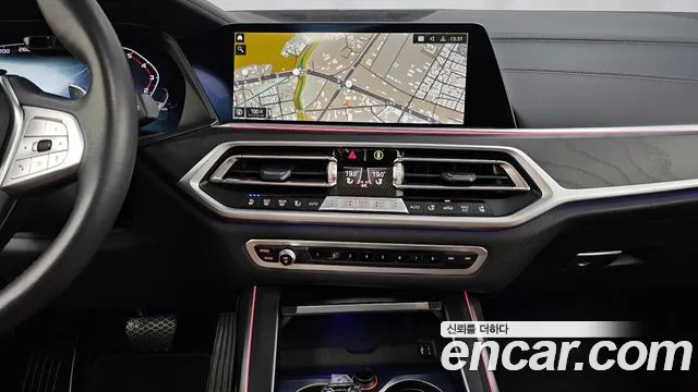 BMW X7 — Фото автомобиля 12