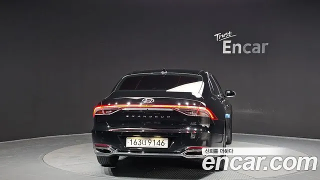Hyundai Grandeur Новый Grandeur IG — Фото автомобиля 4