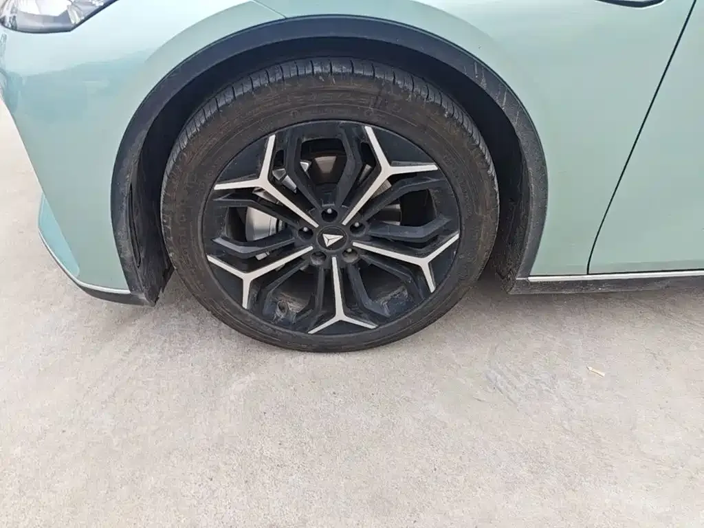 Deepal Deepal SL03 2023 200Max Extended Range — Фото автомобиля 24