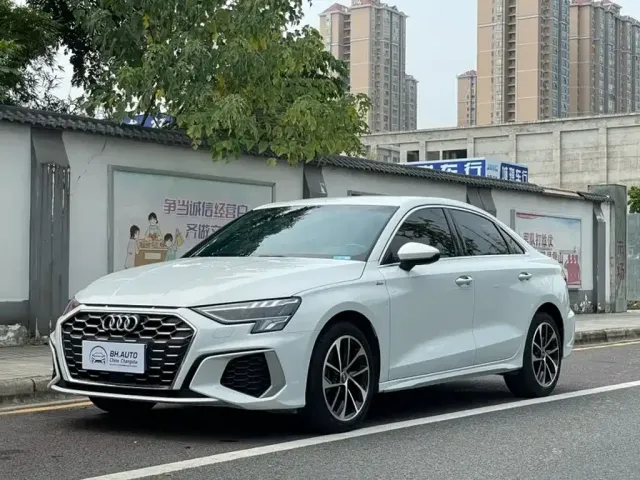 Фотография автомобиля — Audi A3