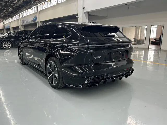 Nio ET5 Touring — Фото автомобиля 13