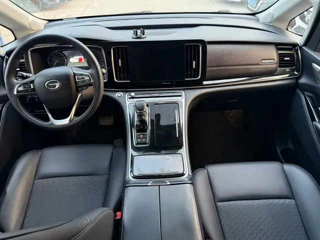 GAC Trumpchi M8 — Фото автомобиля 6