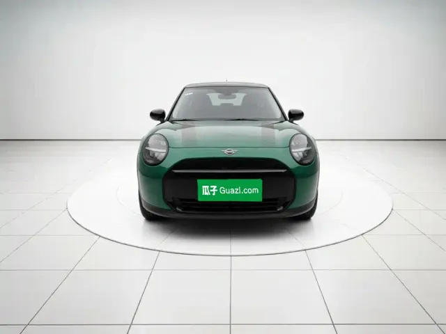 MINI Cooper — Фото автомобиля 2