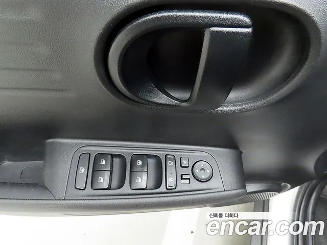Hyundai Casper Casper Modern — Фото автомобиля 11
