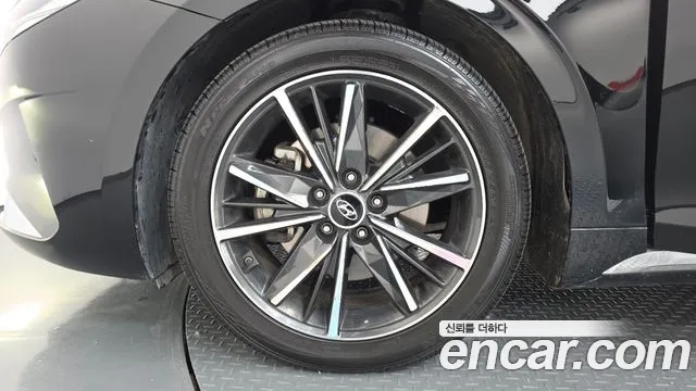 Hyundai Grandeur New — Фото автомобиля 5