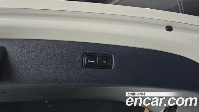 Genesis GV80 — Фото автомобиля 27