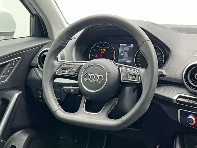 Audi Q2L — Фото автомобиля 20