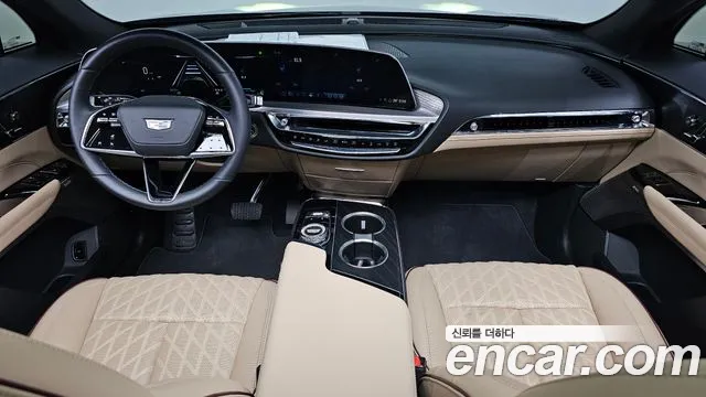 Cadillac Lyriq Lyriq Sport — Фото автомобиля 7