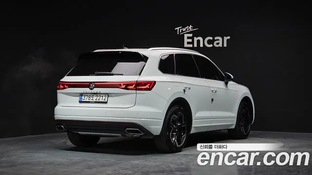 Volkswagen Touareg Touareg 3 поколение 3.0 TDI Prestige — Фото автомобиля 2