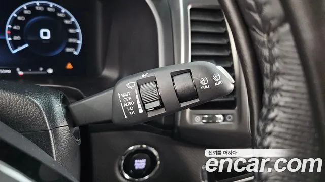 KG_Mobility_Ssangyong Rexton Новый Rexton Sport Khan Дизель 2.2 2WD — Фото автомобиля 18