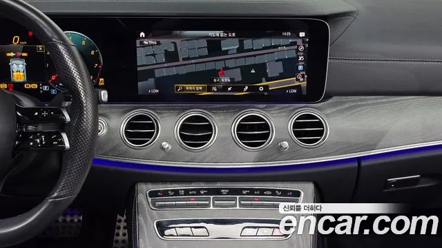 Mercedes-Benz E-Class W213 — Фото автомобиля 23