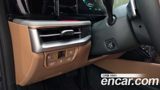 Hyundai Grandeur GN7 — Фото автомобиля 30