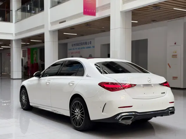 Mercedes-Benz C-Class — Фото автомобиля 7
