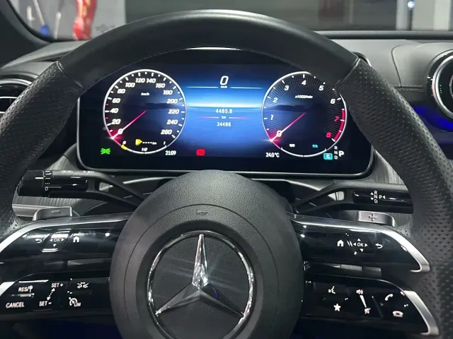 Mercedes-Benz C-Class — Фото автомобиля 11