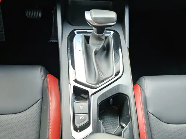 Geely Emgrand S — Фото автомобиля 13