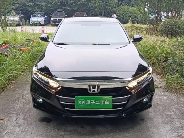 Honda Accord — Фото автомобиля 2