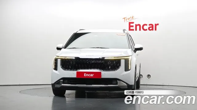 Kia Carnival — Фото автомобиля 3