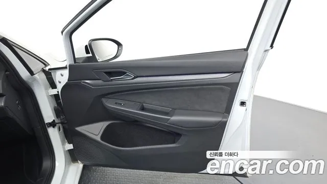 Volkswagen Golf Golf 8 поколение 2.0 TDI Prestige — Фото автомобиля 22