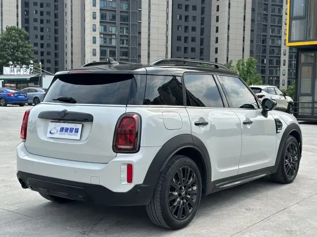 MINI Countryman — Фото автомобиля 6
