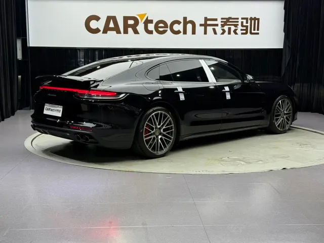 Porsche Panamera — Фото автомобиля 6