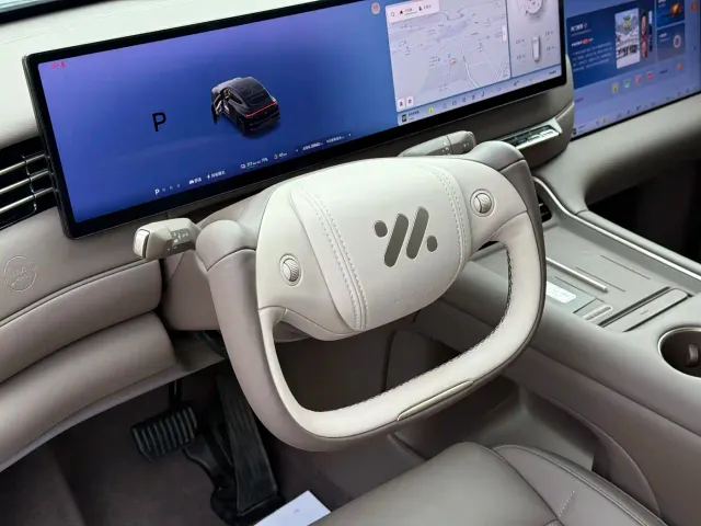 IM Motors LS6 — Фото автомобиля 8