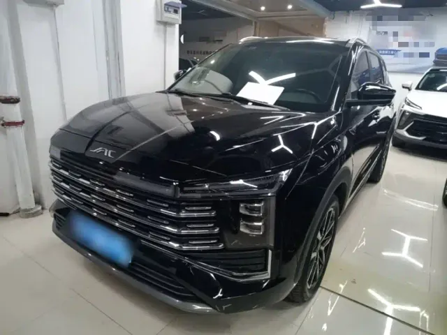 Фотография автомобиля — JAC Motors JAC X8 PLUS