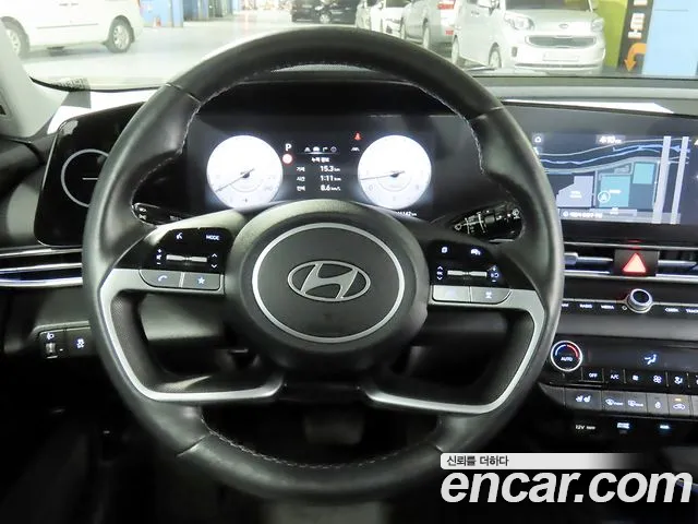 Hyundai Avante CN7 — Фото автомобиля 13