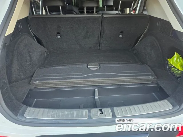 Genesis GV70 — Фото автомобиля 18